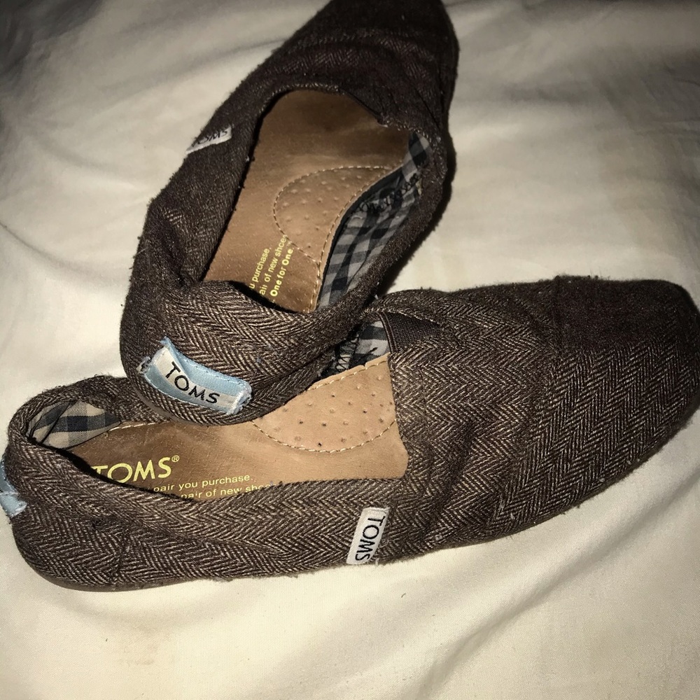 Toms